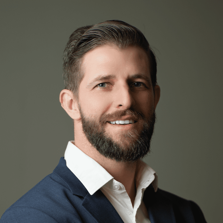 Ethan Headshot 2024 -1 Ethan Meyer