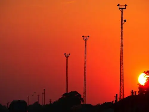 cell tower lease extension